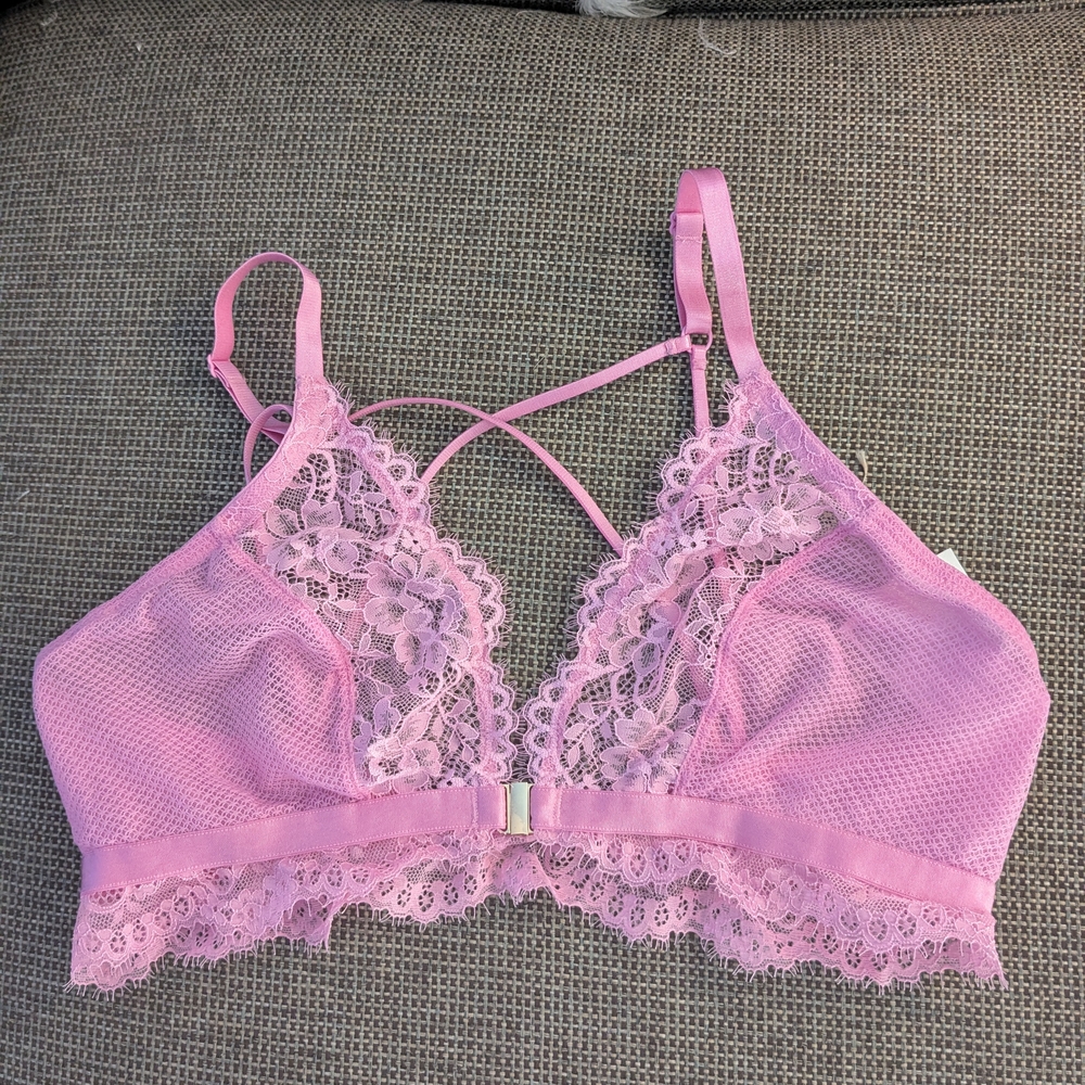 Lace Bralette in Pink